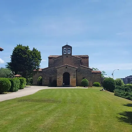 Monte Naranco-los Vega Parking E Internet Gratis