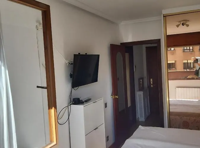 Monte Naranco-los Vega Parking E Internet Gratis Apartamento Oviedo