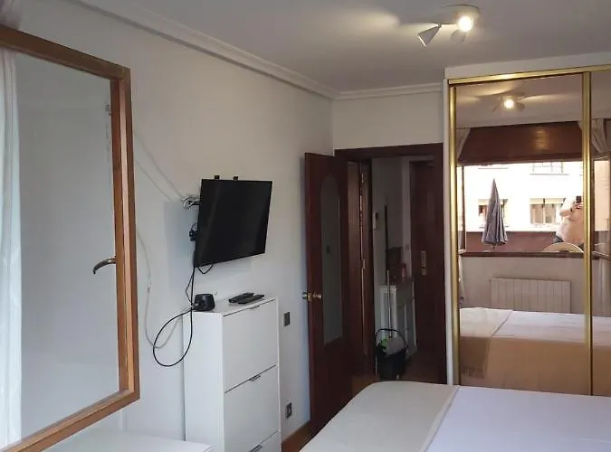 Monte Naranco-los Vega Parking E Internet Gratis Oviedo