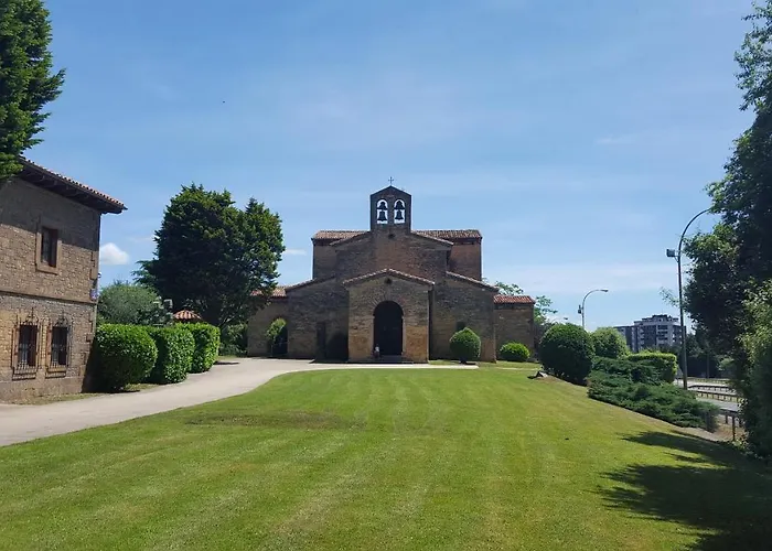 Monte Naranco-los Vega Parking E Internet Gratis